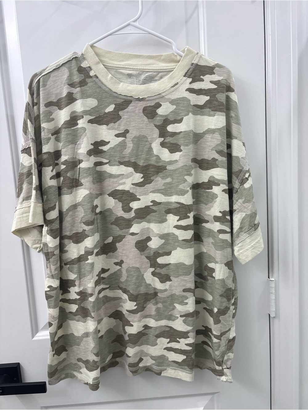 Aerie oversized short sleeve tshirt camo print large